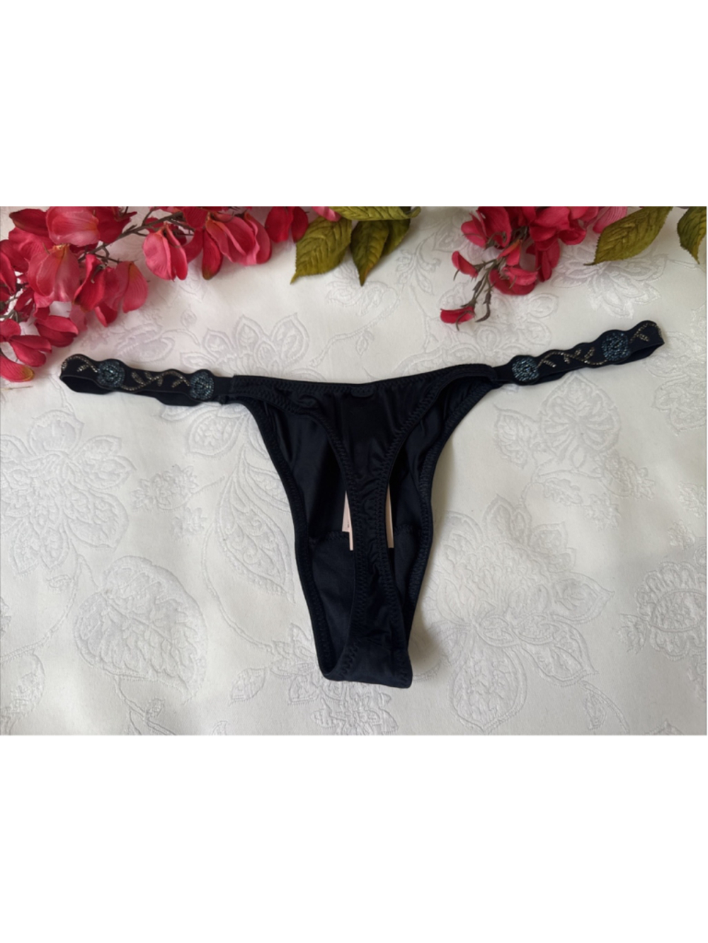 VICTORIA'S SECRET XS VERY SEXY RHINESTONE SHINE HI LEG THONG TANGA PANTIES NWT